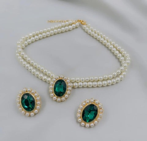 Pearl Oval Choker Set